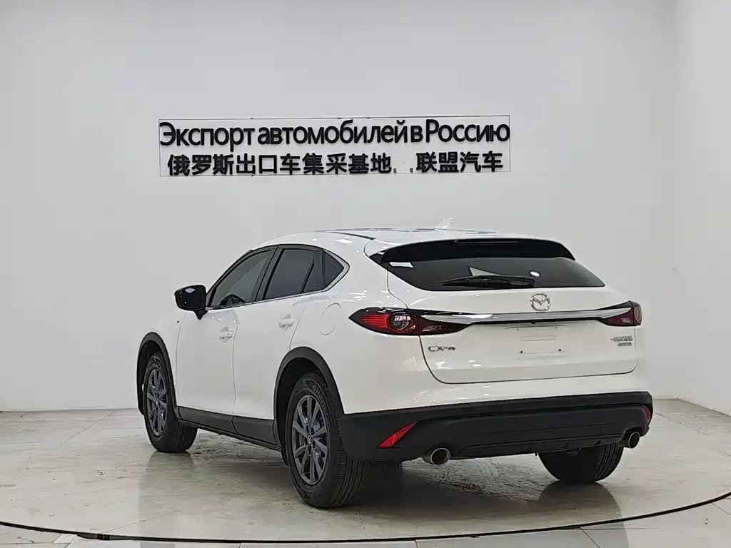 Mazda CX-4 — фото 4