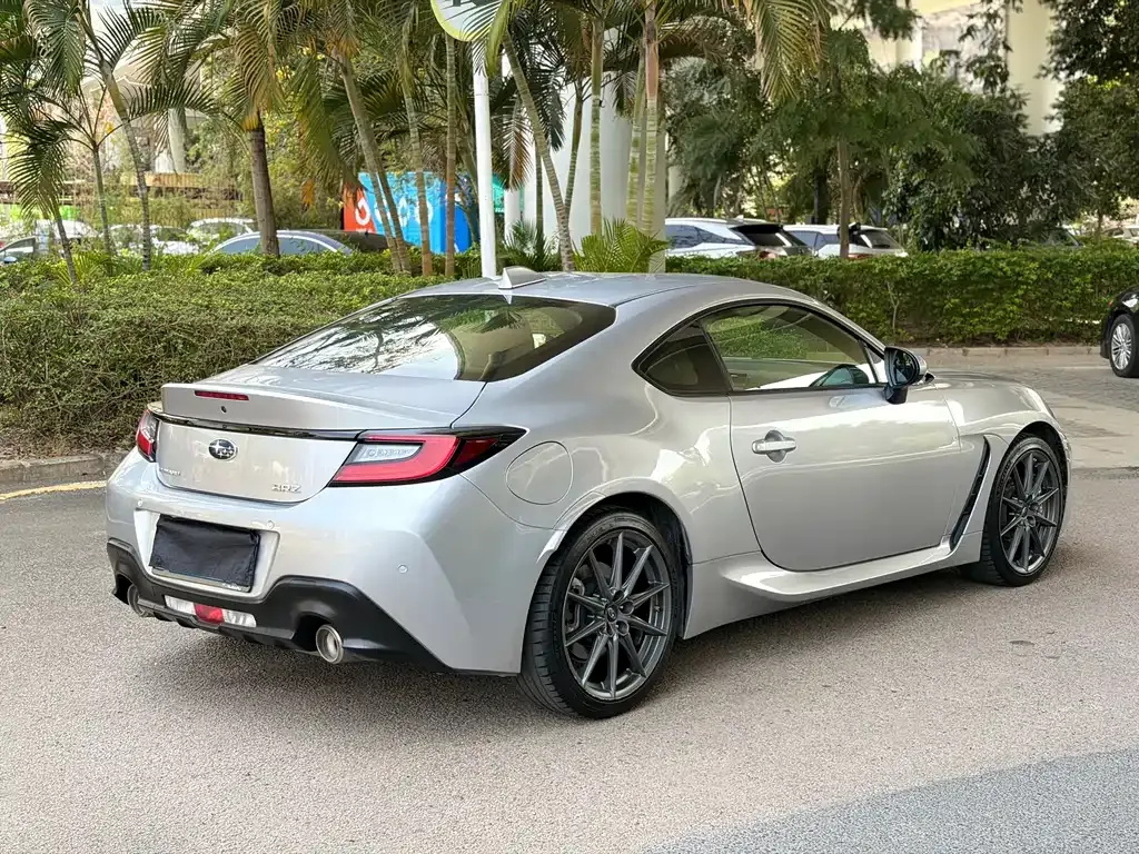 Subaru BRZ — фото 10