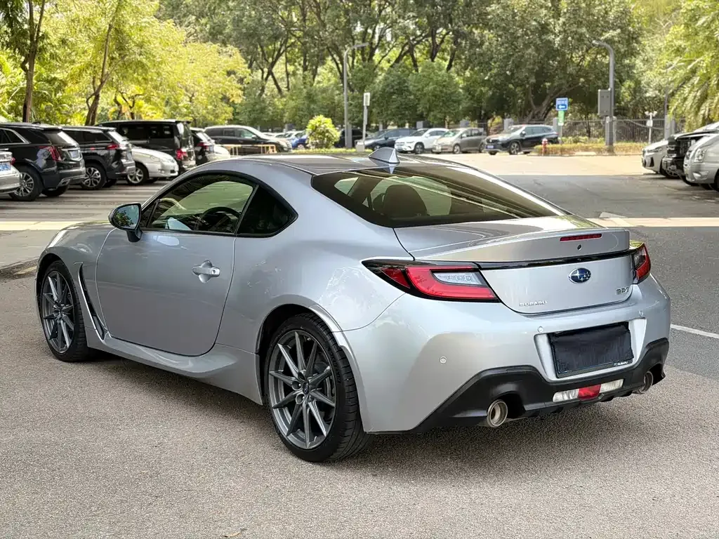 Subaru BRZ — фото 8