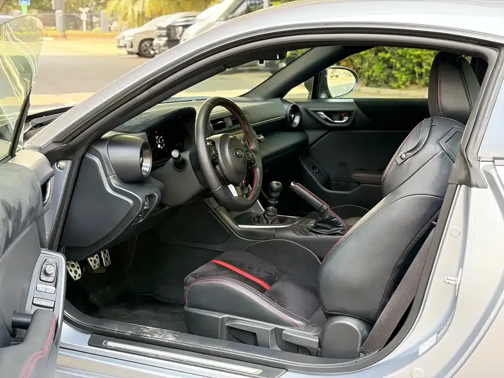 Subaru BRZ — фото 5
