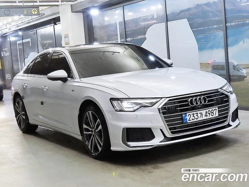 Audi A6 — фото 1