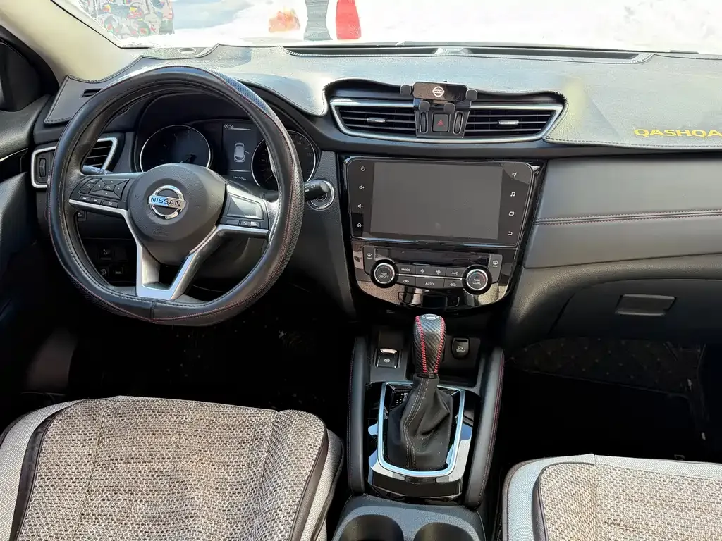 Nissan Qashqai — фото 10