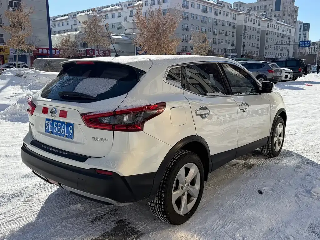 Nissan Qashqai — фото 8