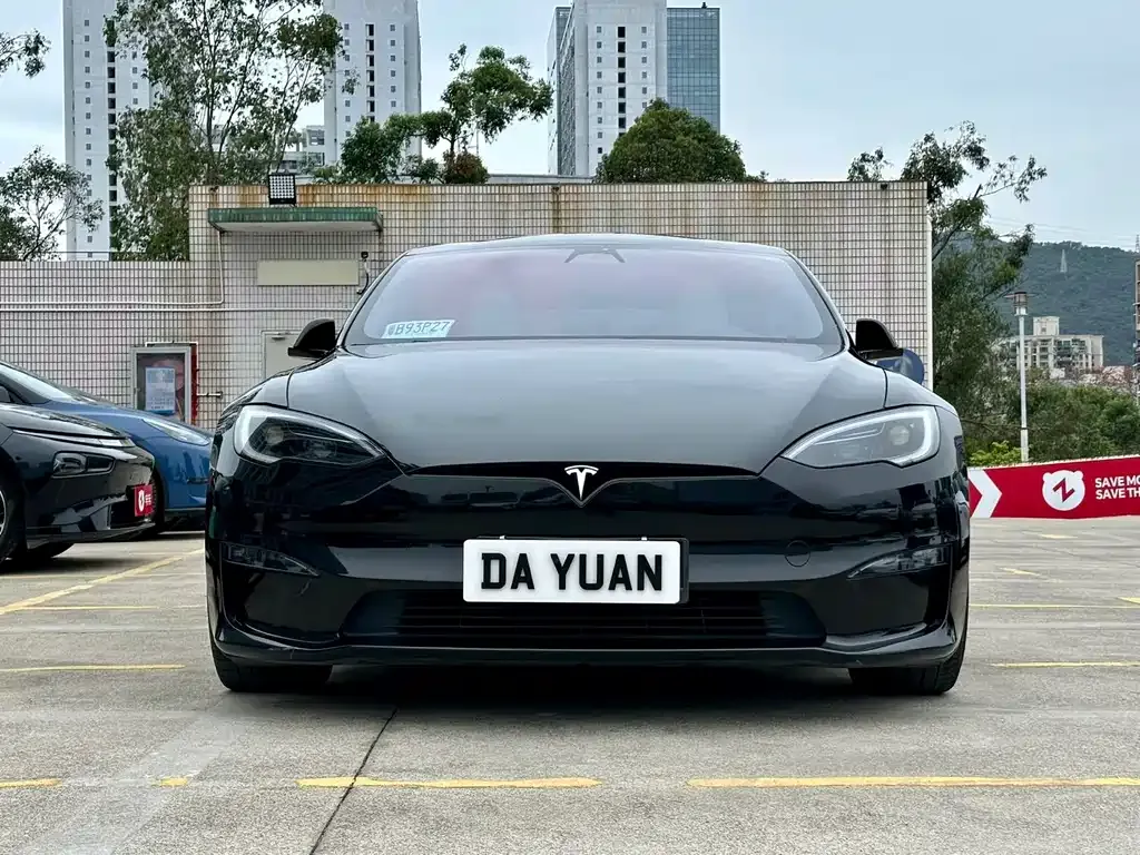 Tesla Model S — фото 9