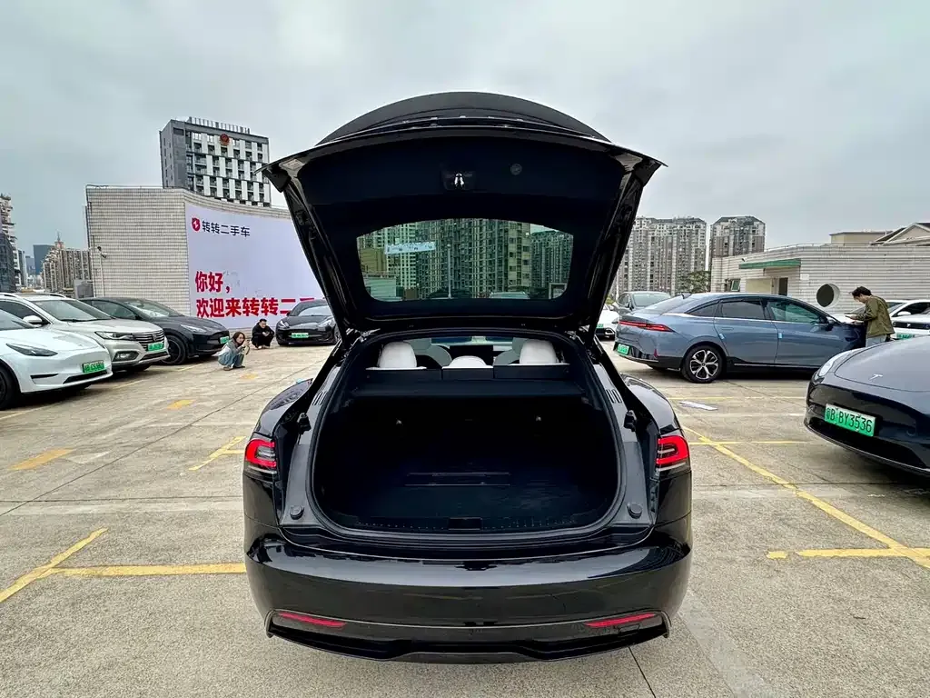 Tesla Model S — фото 6