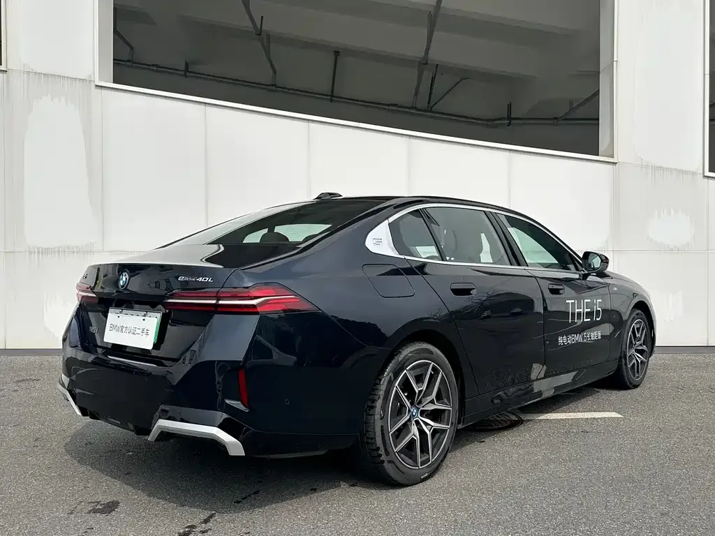 BMW i5 — фото 4