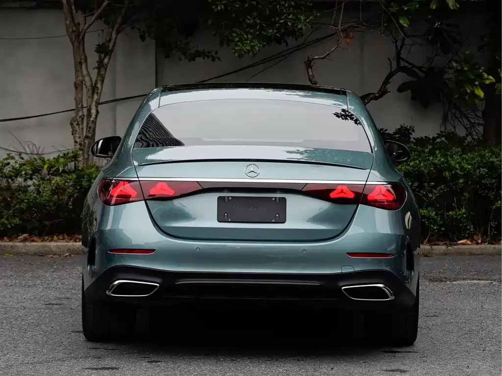 Mercedes-Benz E-Class (Import) — фото 6