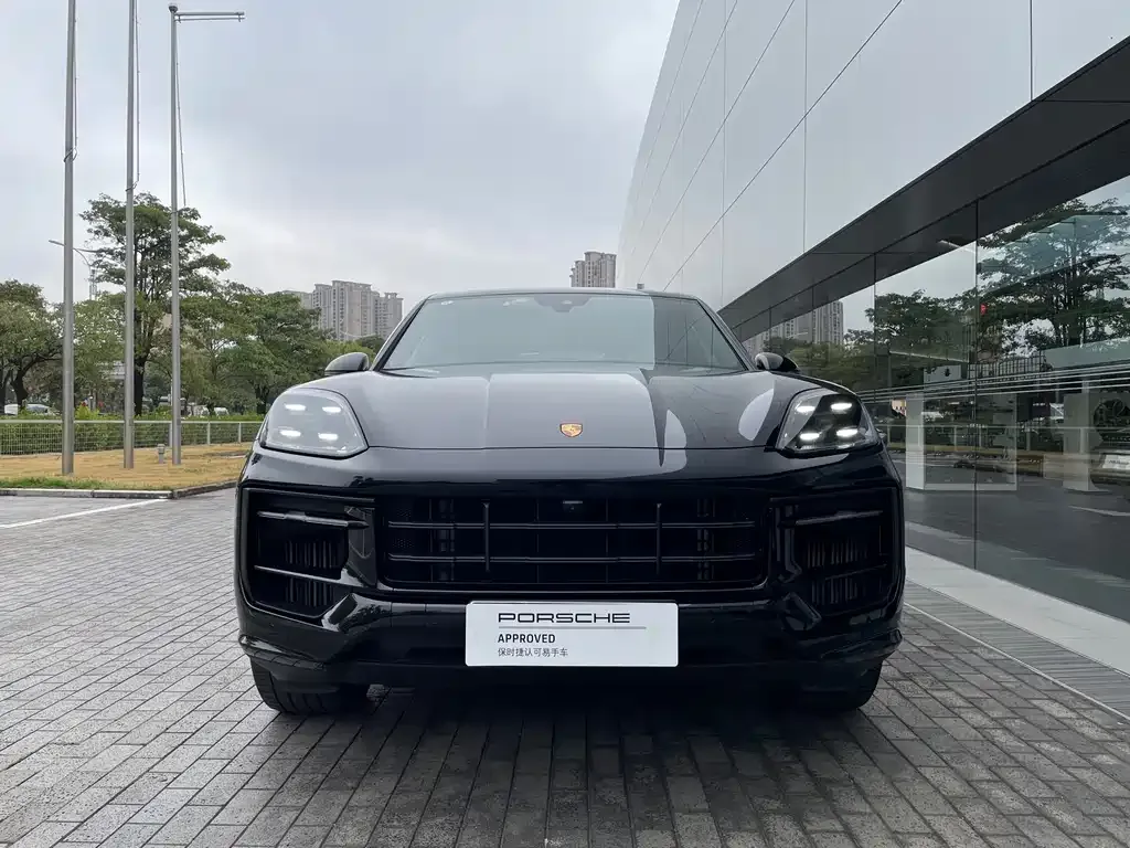 Porsche Cayenne Hybrid — фото 1