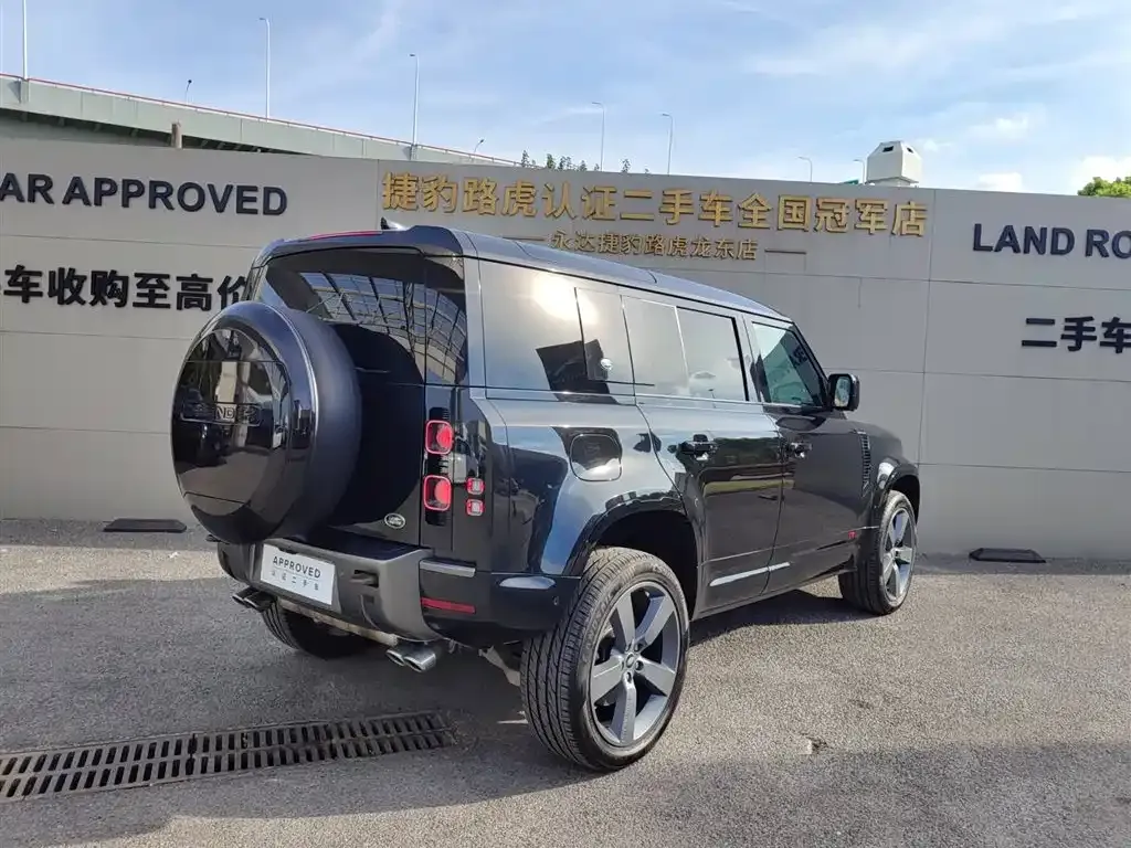 Land Rover Defender — фото 6