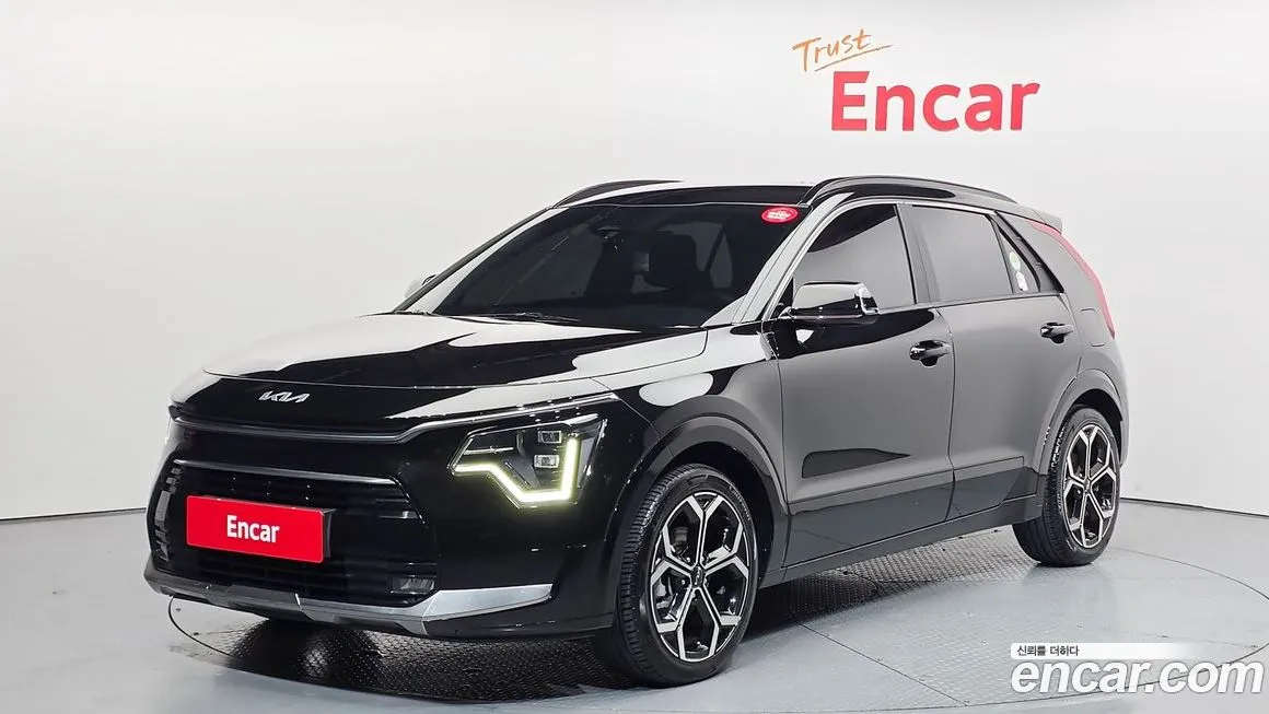 Kia Niro — фото 1