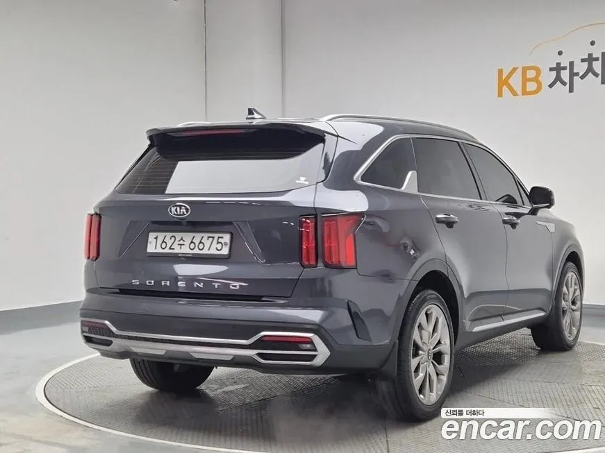 Kia Sorento — фото 4