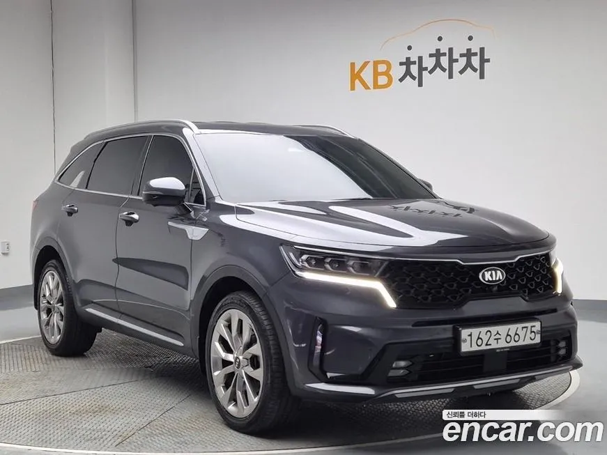 Kia Sorento — фото 8