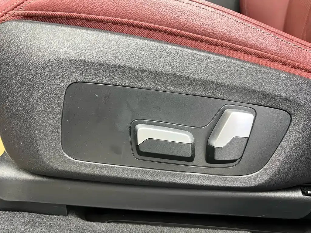 BMW X3 — фото 9