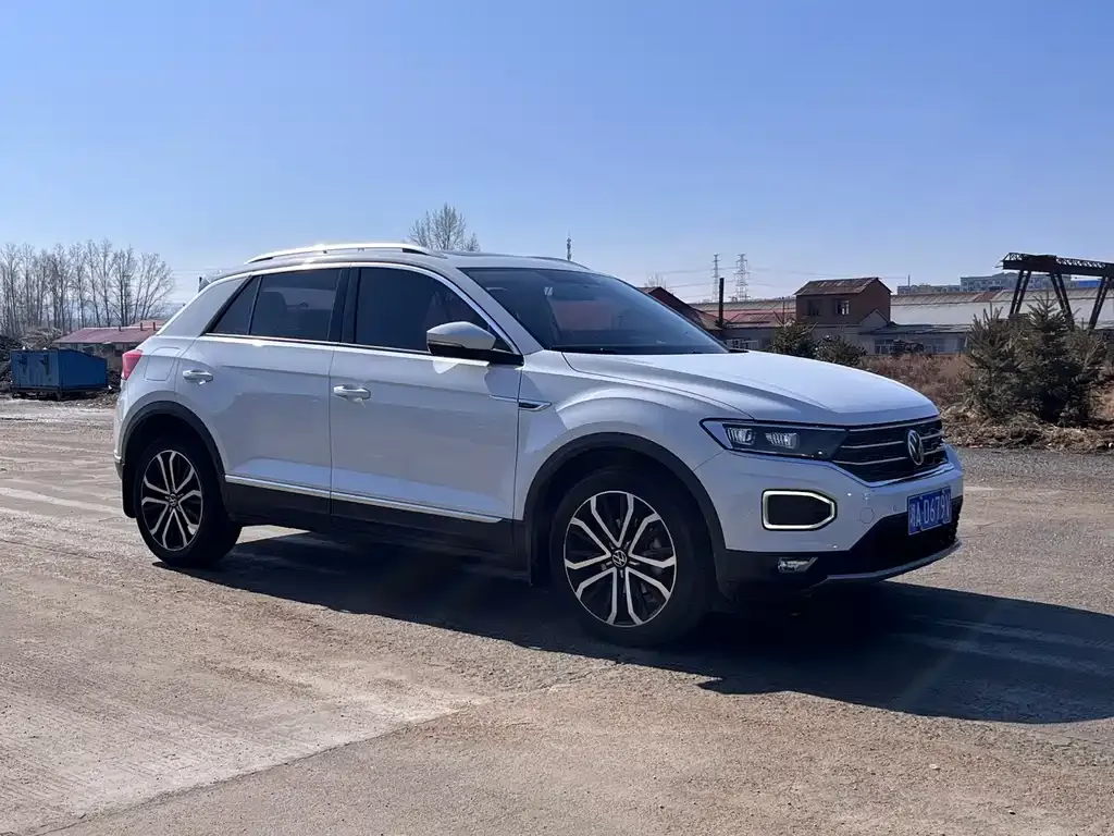 Volkswagen T-Roc — фото 3