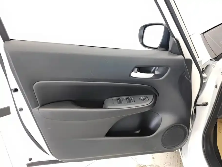 Honda Fit — фото 9