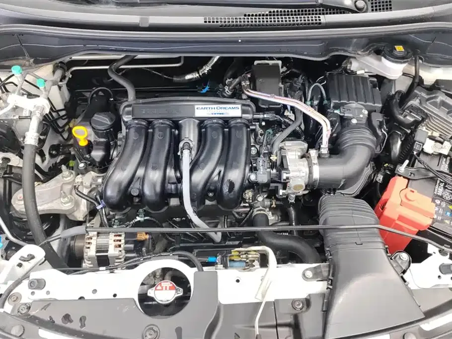 Honda Fit — фото 10