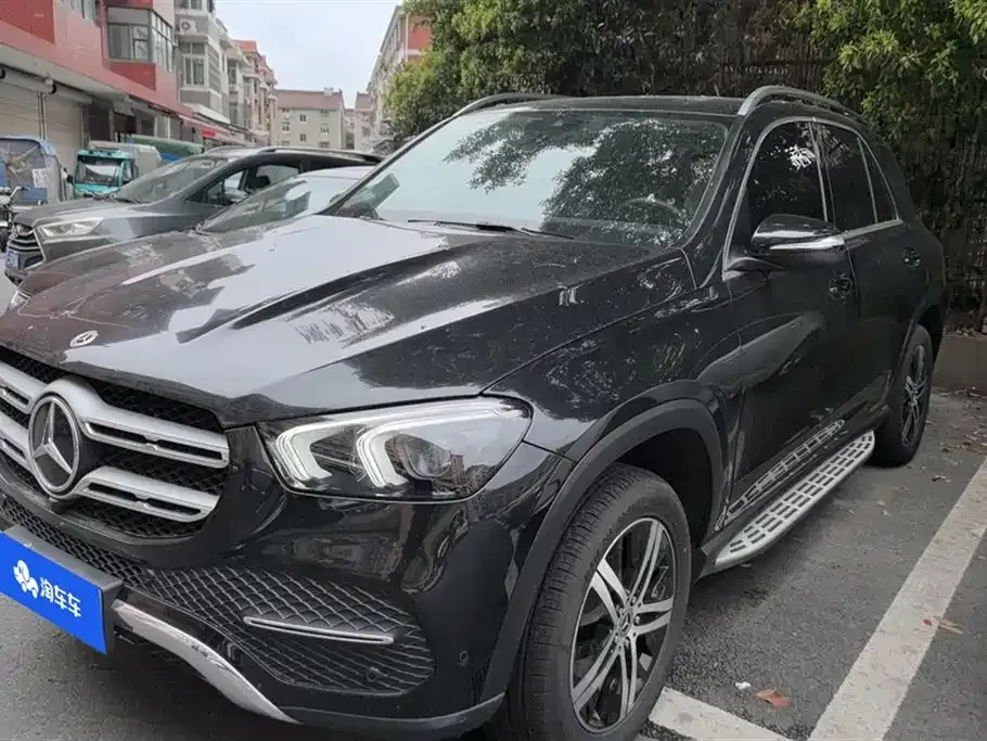 Mercedes-Benz GLE — фото 1