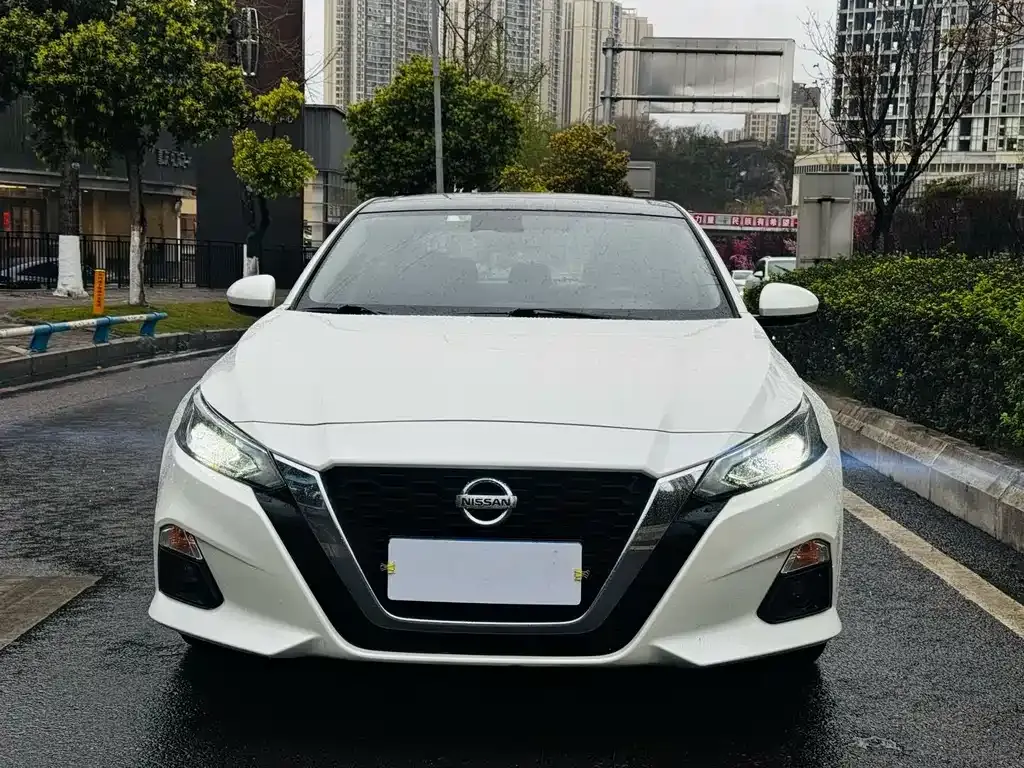 Nissan Teana — фото 10