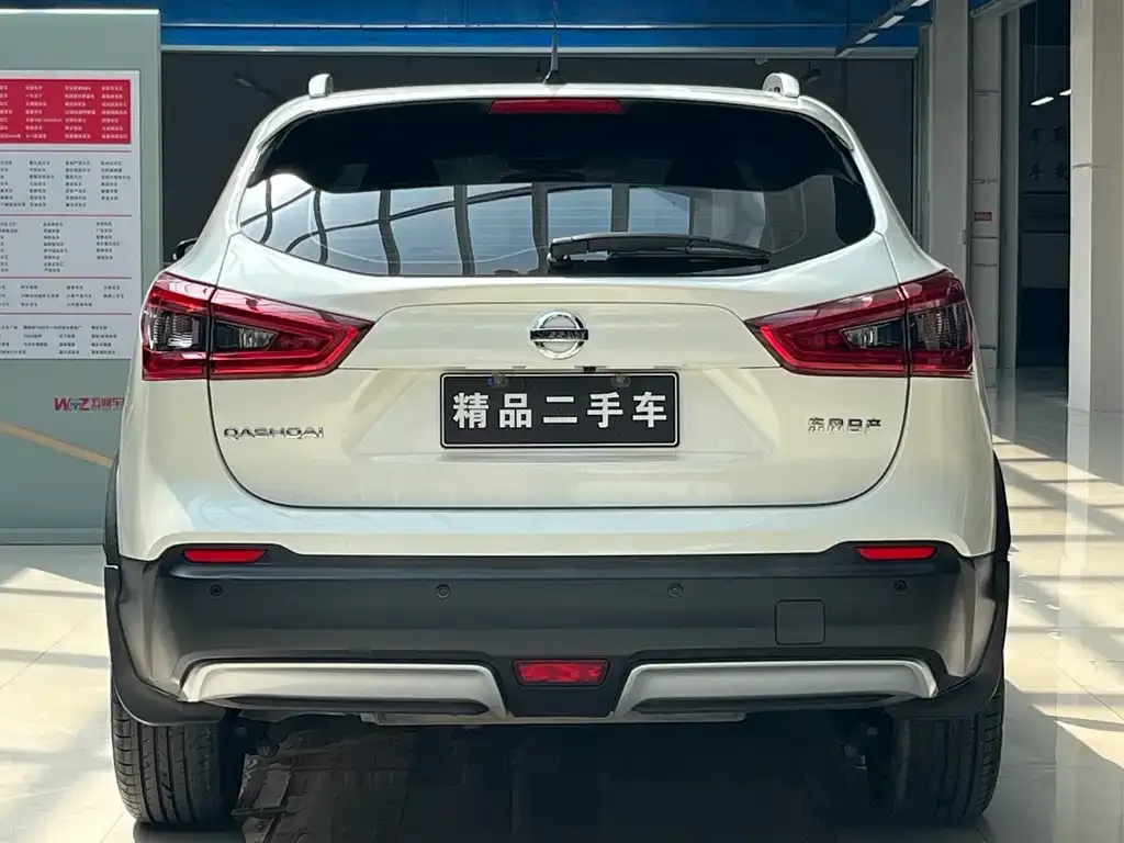 Nissan Qashqai — фото 2