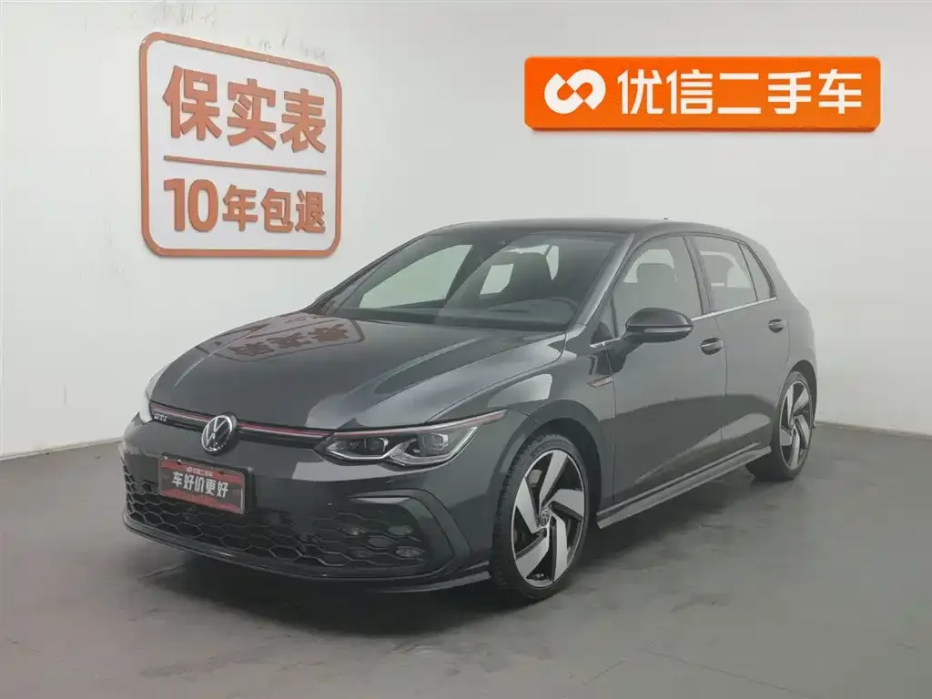 Volkswagen Golf GTI — фото 1