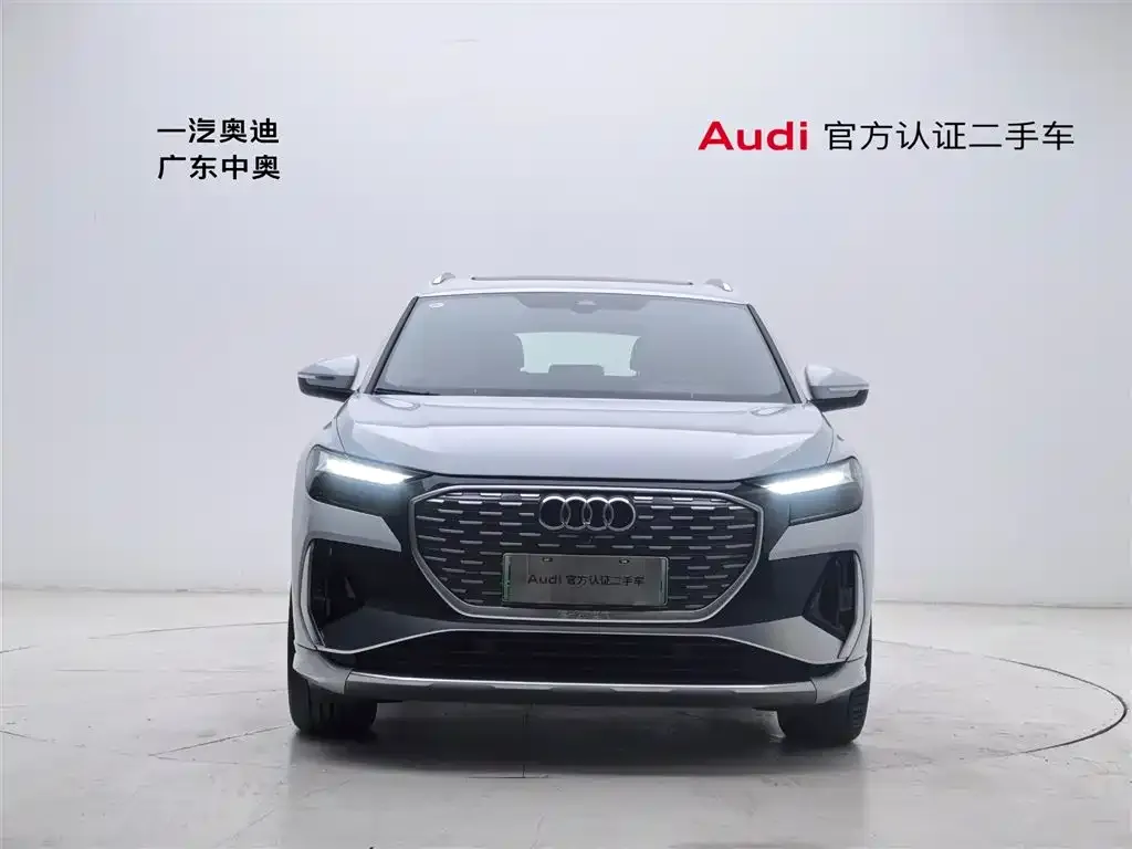 Audi Q4 e-tron — фото 3