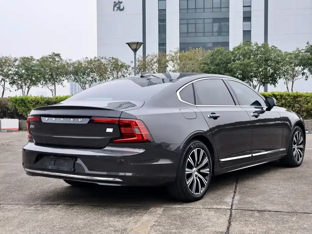 Volvo S90 PHEV — фото 5