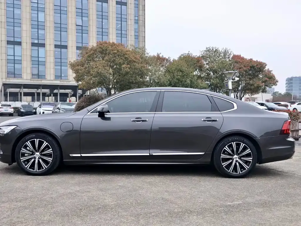 Volvo S90 PHEV — фото 2