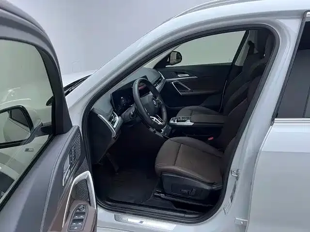 BMW X1 — фото 8