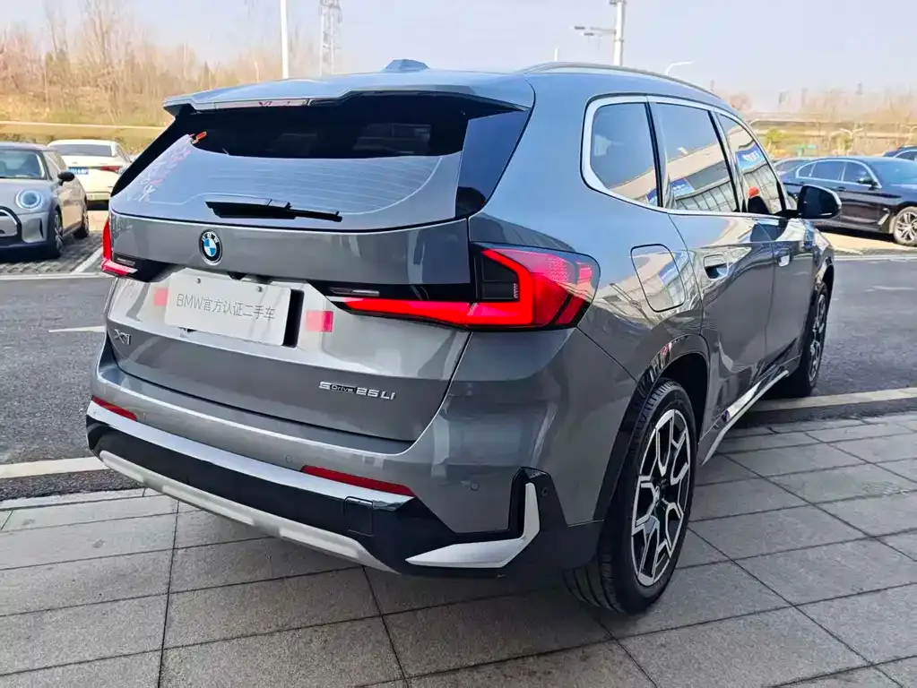 BMW X1 — фото 4