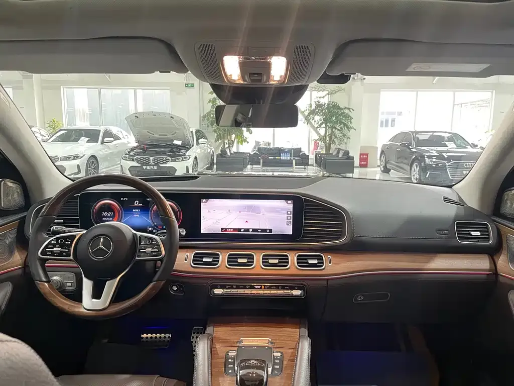 Mercedes-Benz GLS — фото 2