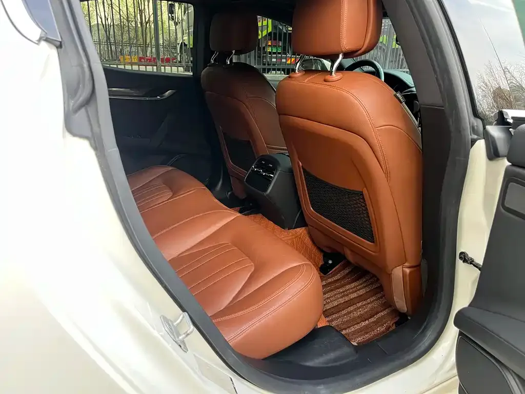 Maserati Ghibli — фото 2