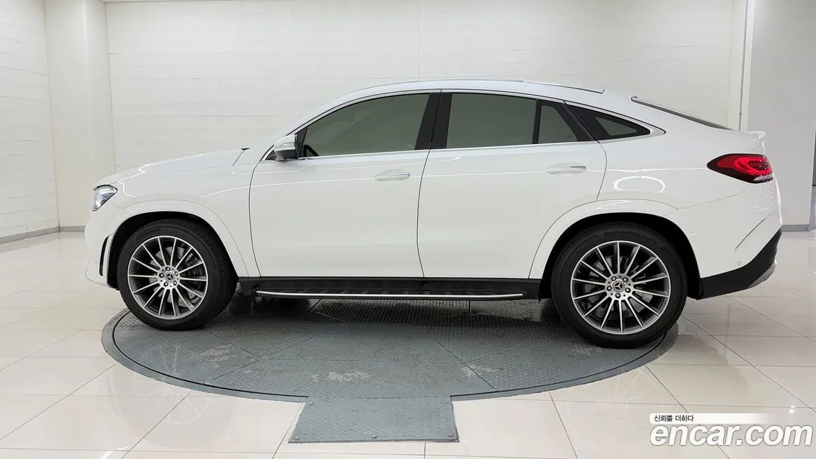 Mercedes-Benz GLE-Class — фото 7