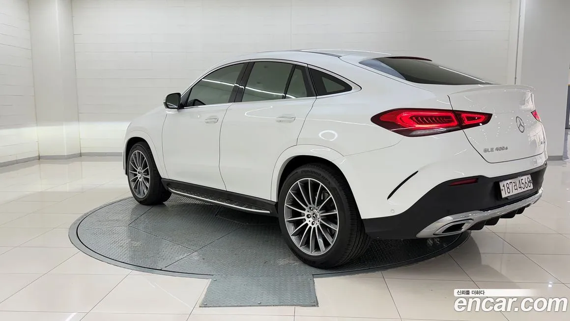 Mercedes-Benz GLE-Class — фото 10