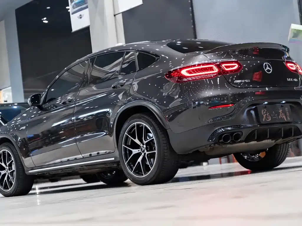 Mercedes-Benz GLC Coupe AMG — фото 7