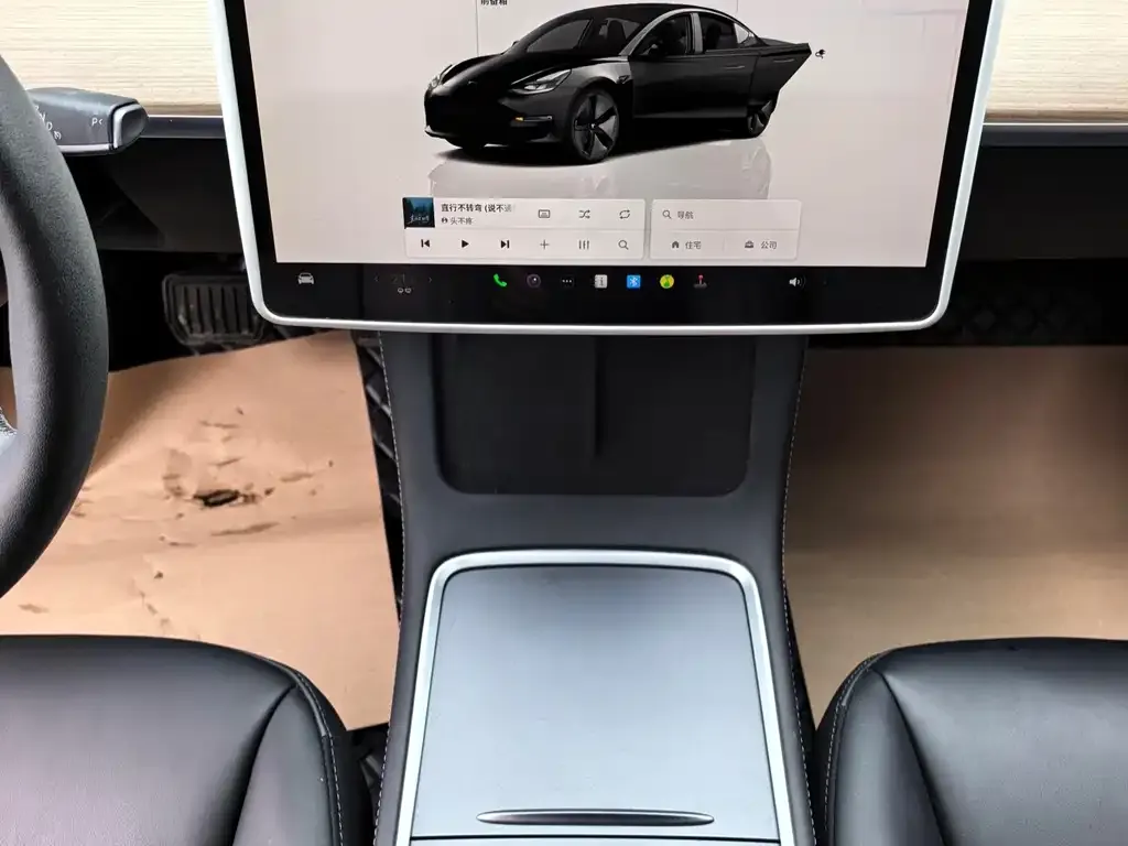 Tesla Model 3 — фото 5