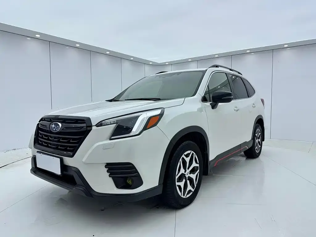 Subaru Forester — фото 1