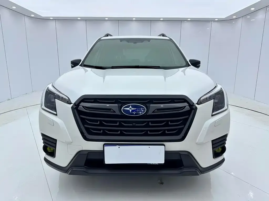 Subaru Forester — фото 2