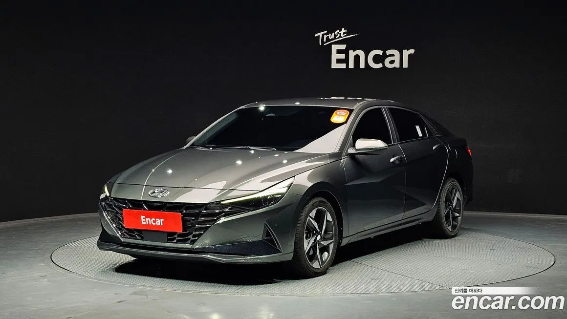 Hyundai AVANTE — фото 1