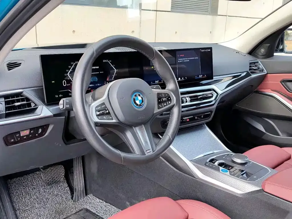 BMW i3 — фото 8