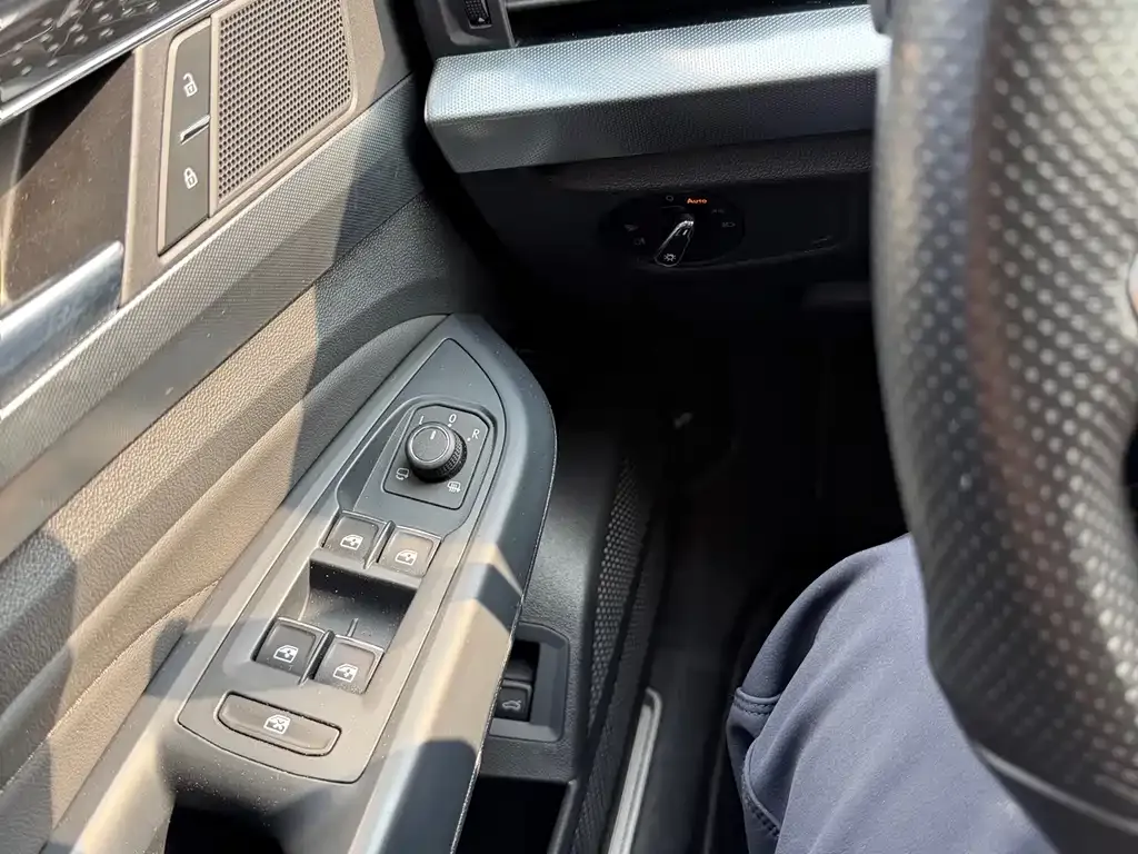 Volkswagen Passat — фото 3