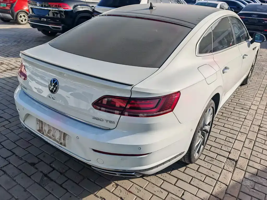 Volkswagen CC — фото 4