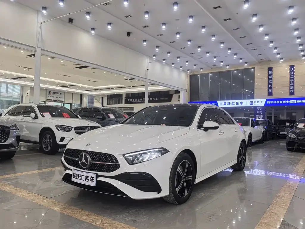 Mercedes-Benz A-Class — фото 1