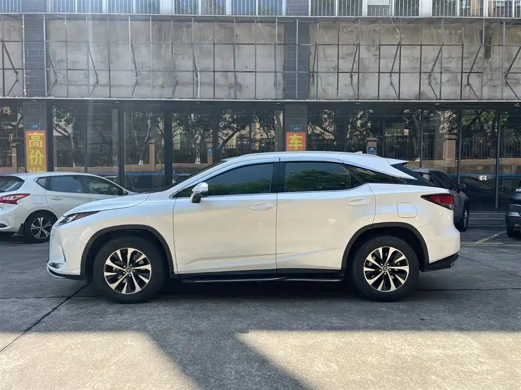 Lexus RX — фото 3