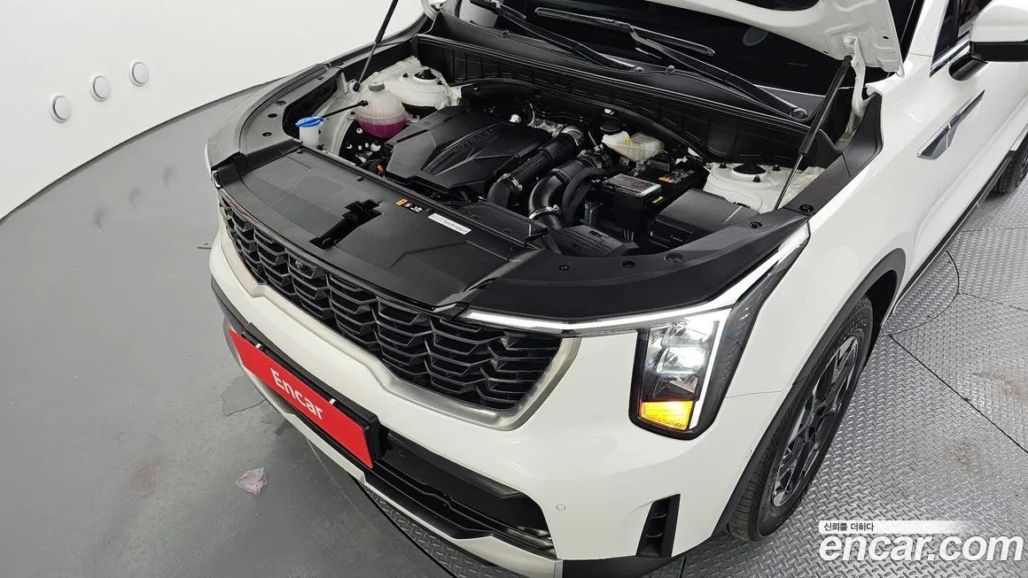 Kia Sorento — фото 10