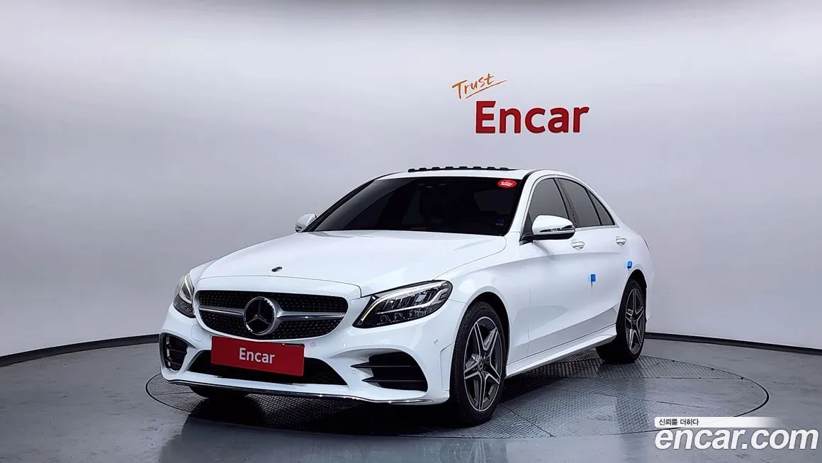 Mercedes-Benz C-Class — фото 1