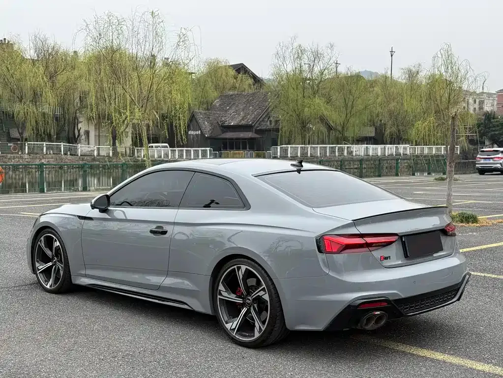 Audi RS 5 — фото 6