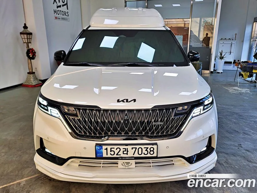 Kia Carnival — фото 1
