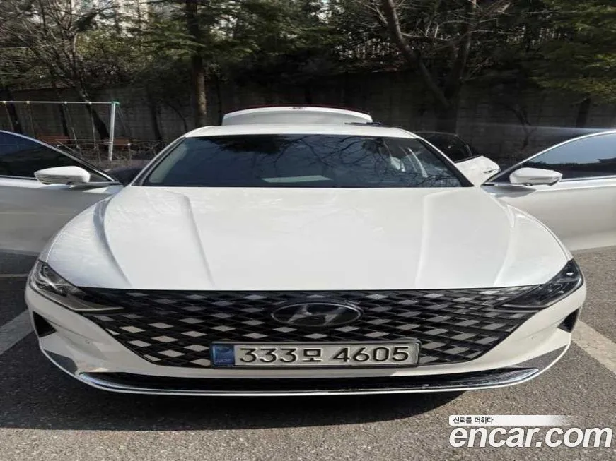 Hyundai Grandeur — фото 1