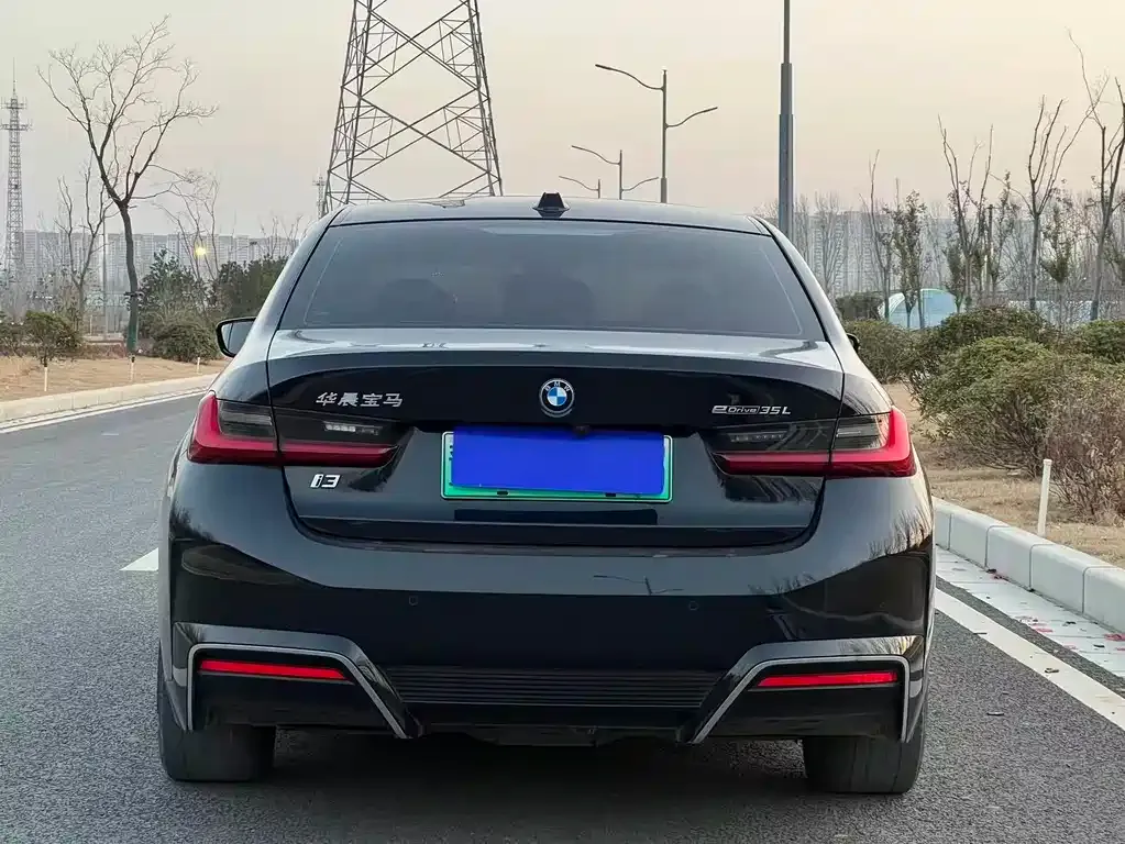 BMW i3 — фото 5
