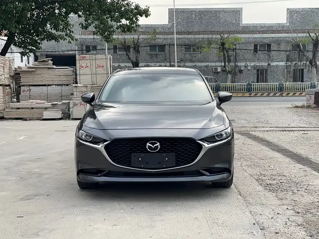 Mazda 3 Axela — фото 10